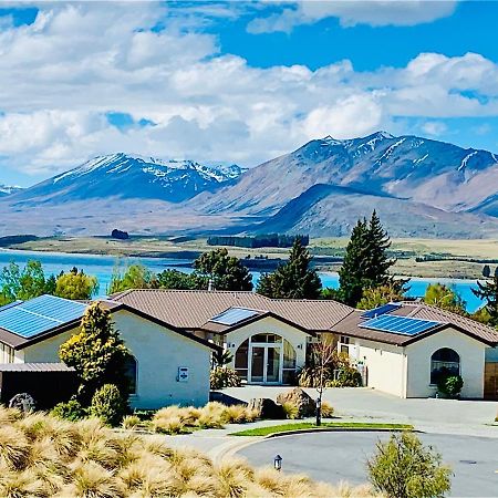 Tekapo Heights Villa เลคเทคาโป ภายนอก รูปภาพ