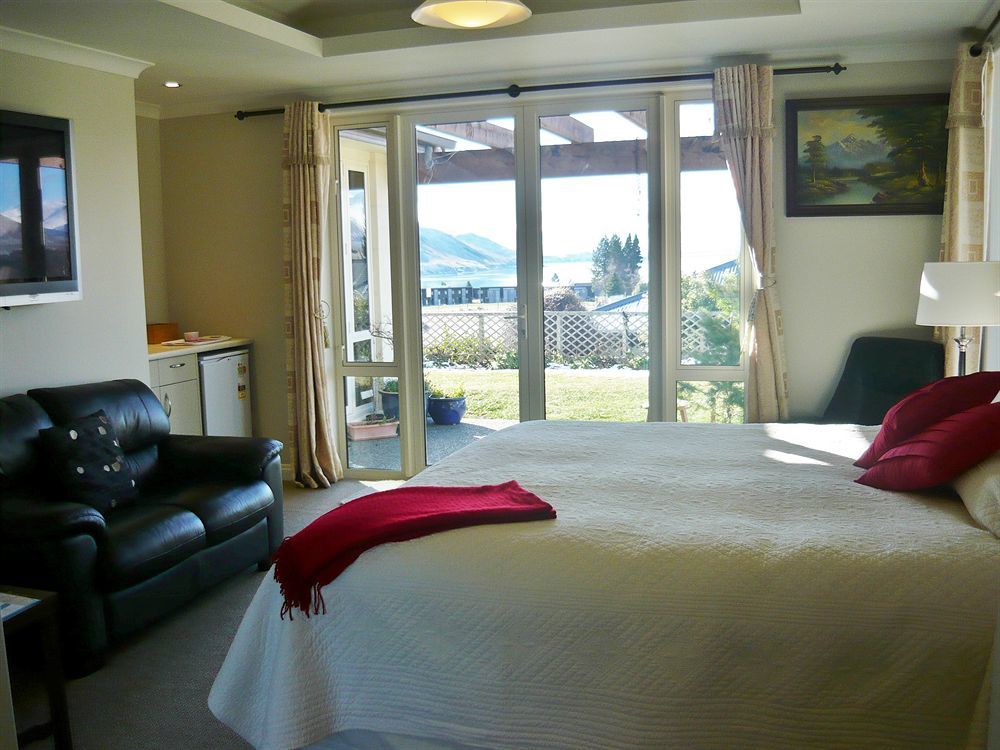Tekapo Heights Villa เลคเทคาโป ภายนอก รูปภาพ