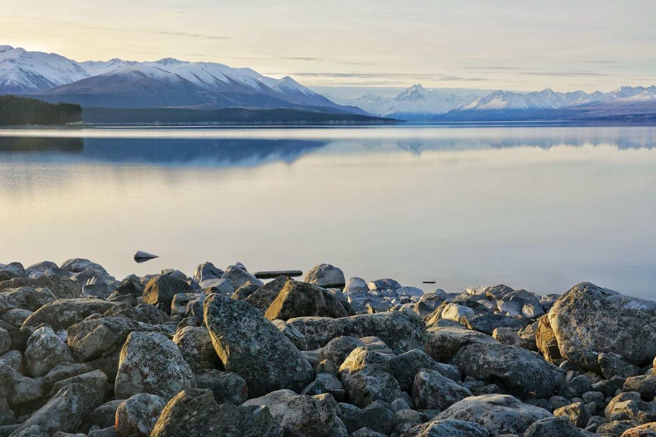Tekapo Heights Villa เลคเทคาโป ภายนอก รูปภาพ