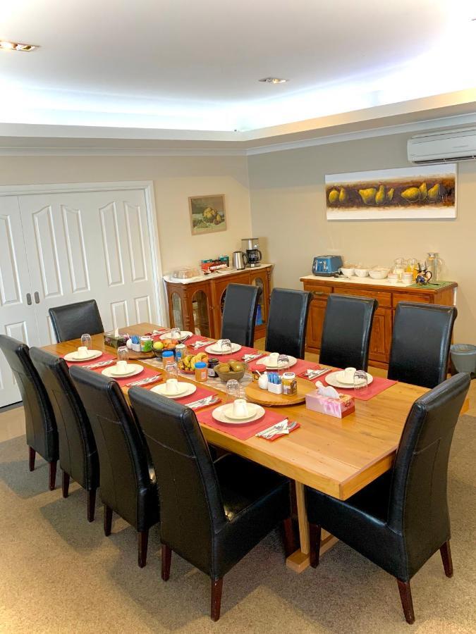 Tekapo Heights Villa เลคเทคาโป ภายนอก รูปภาพ
