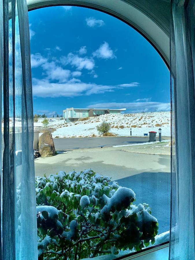 Tekapo Heights Villa เลคเทคาโป ภายนอก รูปภาพ