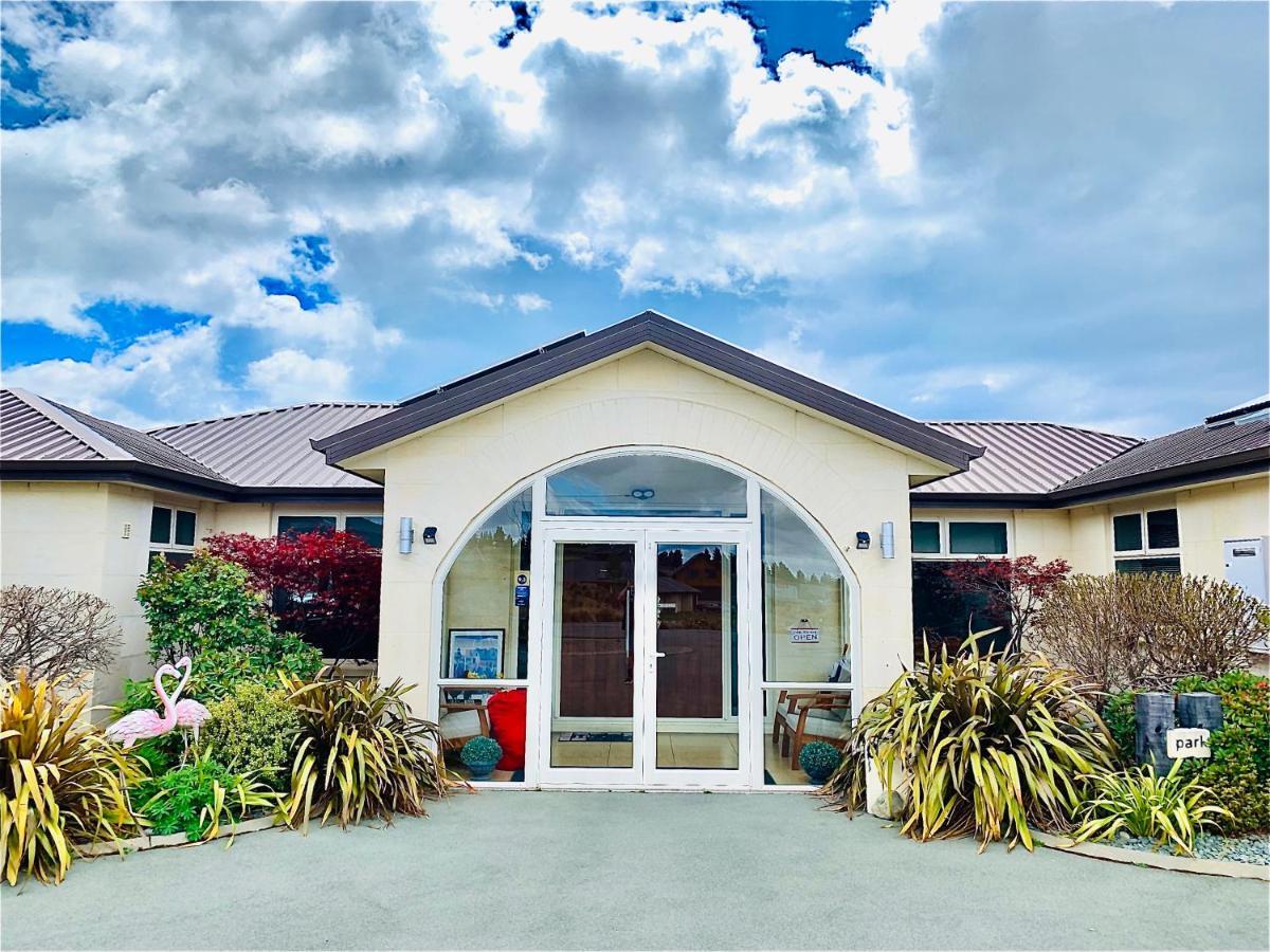 Tekapo Heights Villa เลคเทคาโป ภายนอก รูปภาพ