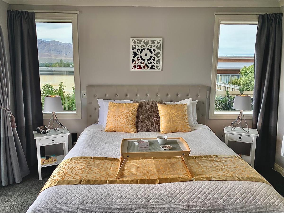 Tekapo Heights Villa เลคเทคาโป ภายนอก รูปภาพ