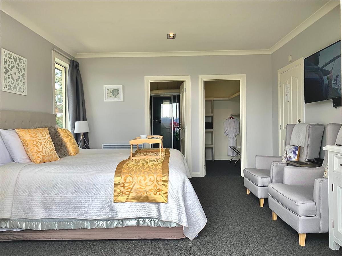 Tekapo Heights Villa เลคเทคาโป ภายนอก รูปภาพ